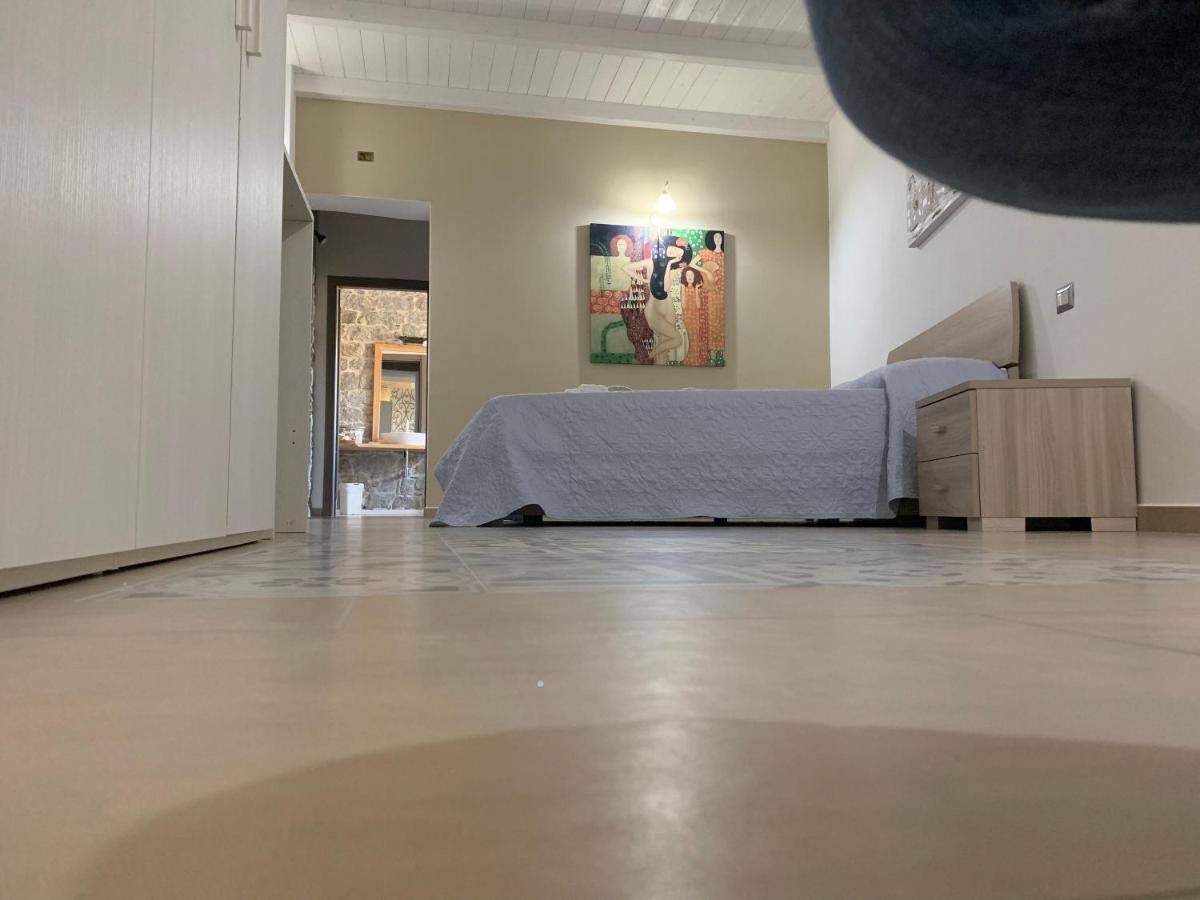 Nicola'S House Bed & Breakfast Benetutti Bagian luar foto